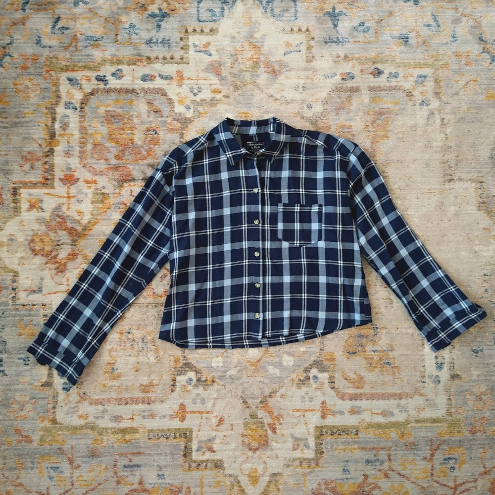 Abercrombie & Fitch Cropped Navy Flannel Top